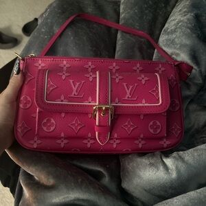 Louis Vuitton maxi fuchsia purse
